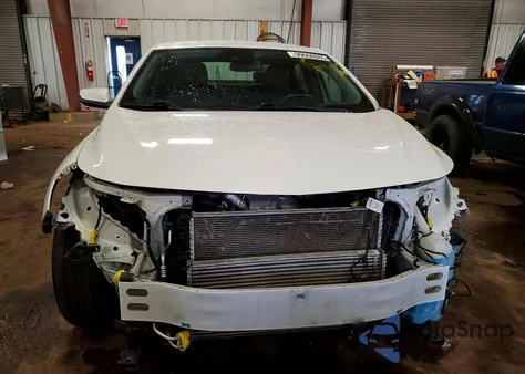 2018 Chevrolet Malibu Lt из США, поврежденный, VIN 1G1ZD5ST2JF225530